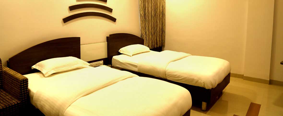 business hotels in khargone